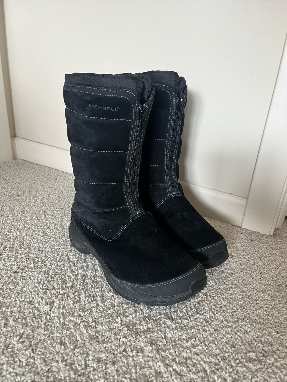 Merrell Women's Black Tall Insulated Zip Winter Boots size 8